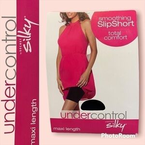 🛍️ Nwt (L/XL) Secret Silky, Smoothing SlipShort